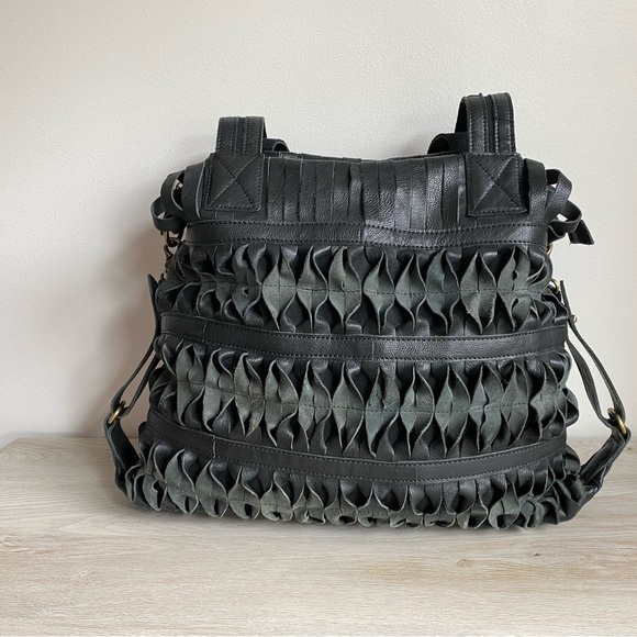 Amerileather Black Leather Tote - Picture 2 of 15